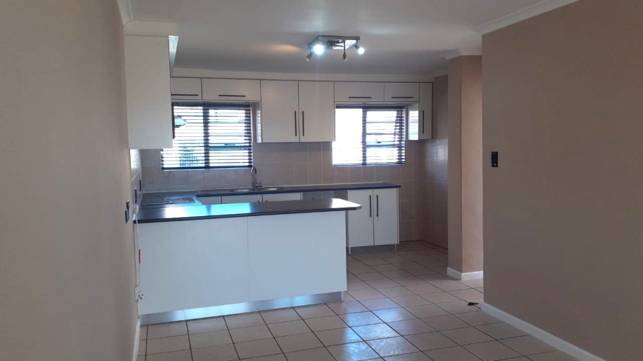 To Let 3 Bedroom Property for Rent in Bluewater Bay Western Cape